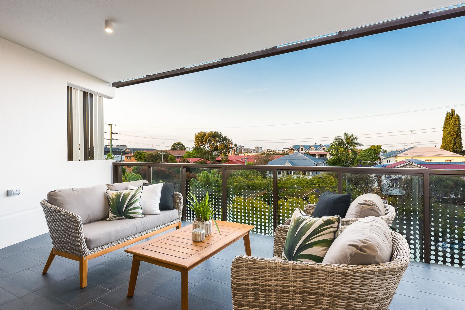 brisbane-investment-property-owner-meeting-manager Brisbane property manager advising local landlord on rental returns and management fees